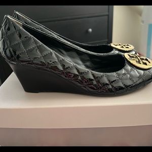 🔥🔥 TORY BURCH WEDGES 🔥🔥